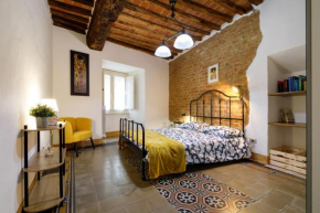 Castellare degli Ugurgieri Central Apt in Siena